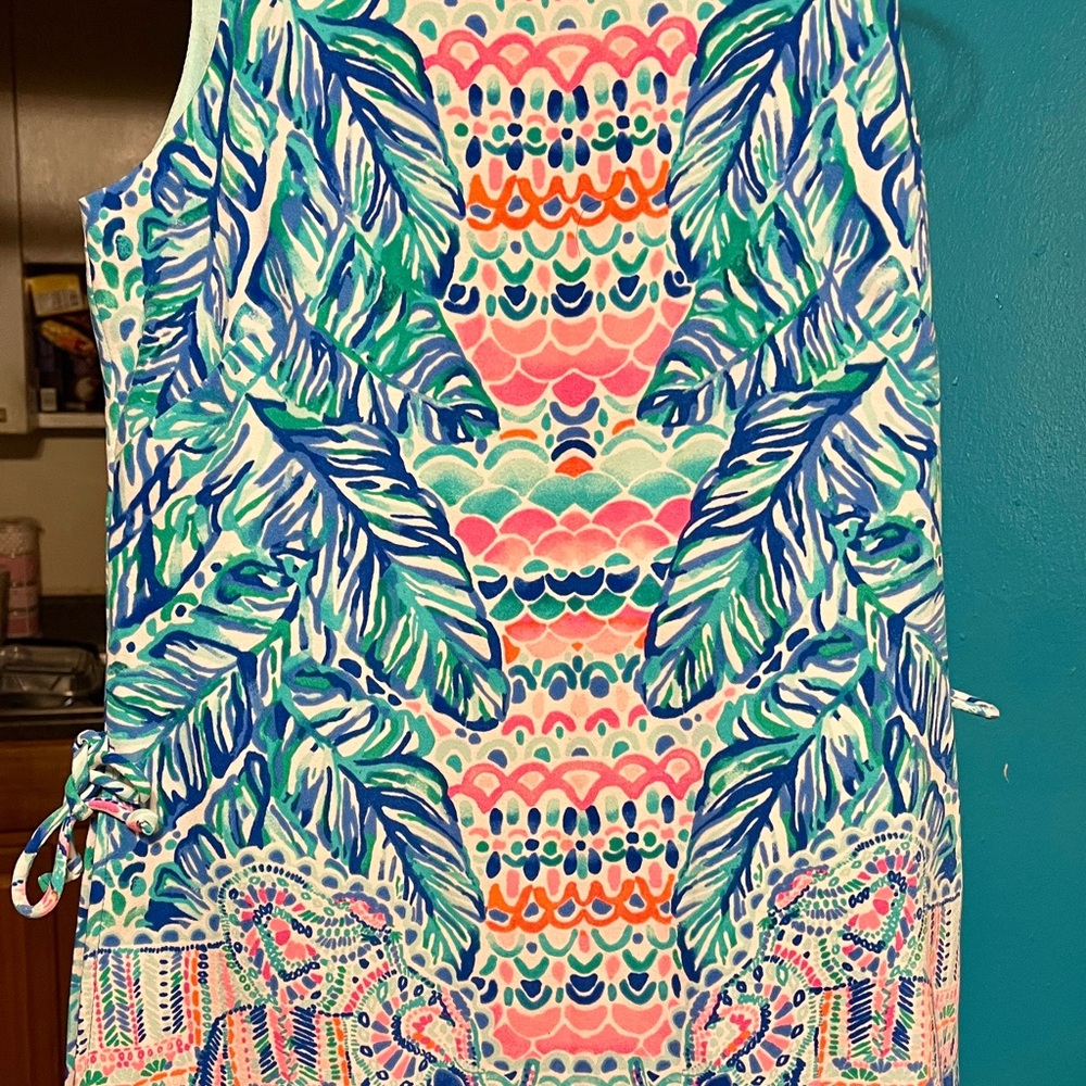 Lilly Pulitzer Blue and Green Patterned Dress w/Shorts Underneath - Picture 16 of 17
